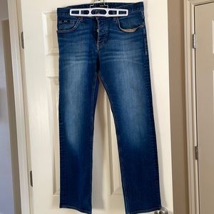 Hugo boss jeans 33 waist x 30 length